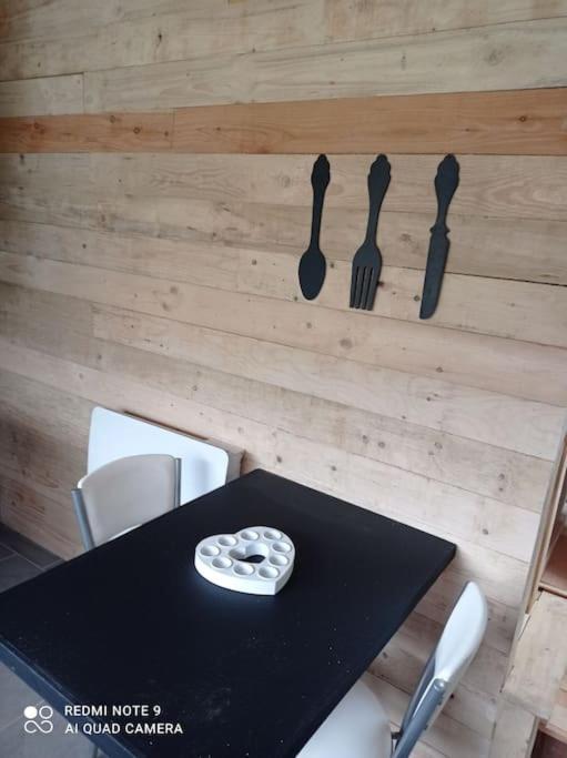 Le P'Tit Nid : Mini Loft Pour 2 A 4 Personnes Villa Tellin Ngoại thất bức ảnh