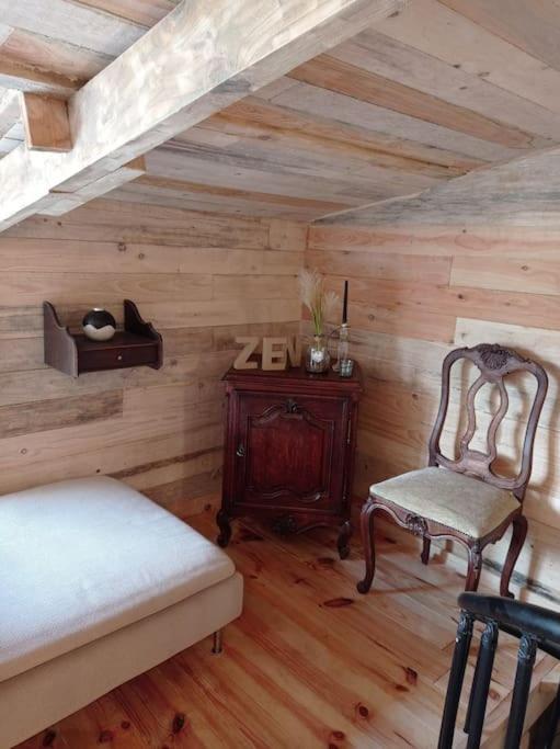 Le P'Tit Nid : Mini Loft Pour 2 A 4 Personnes Villa Tellin Ngoại thất bức ảnh